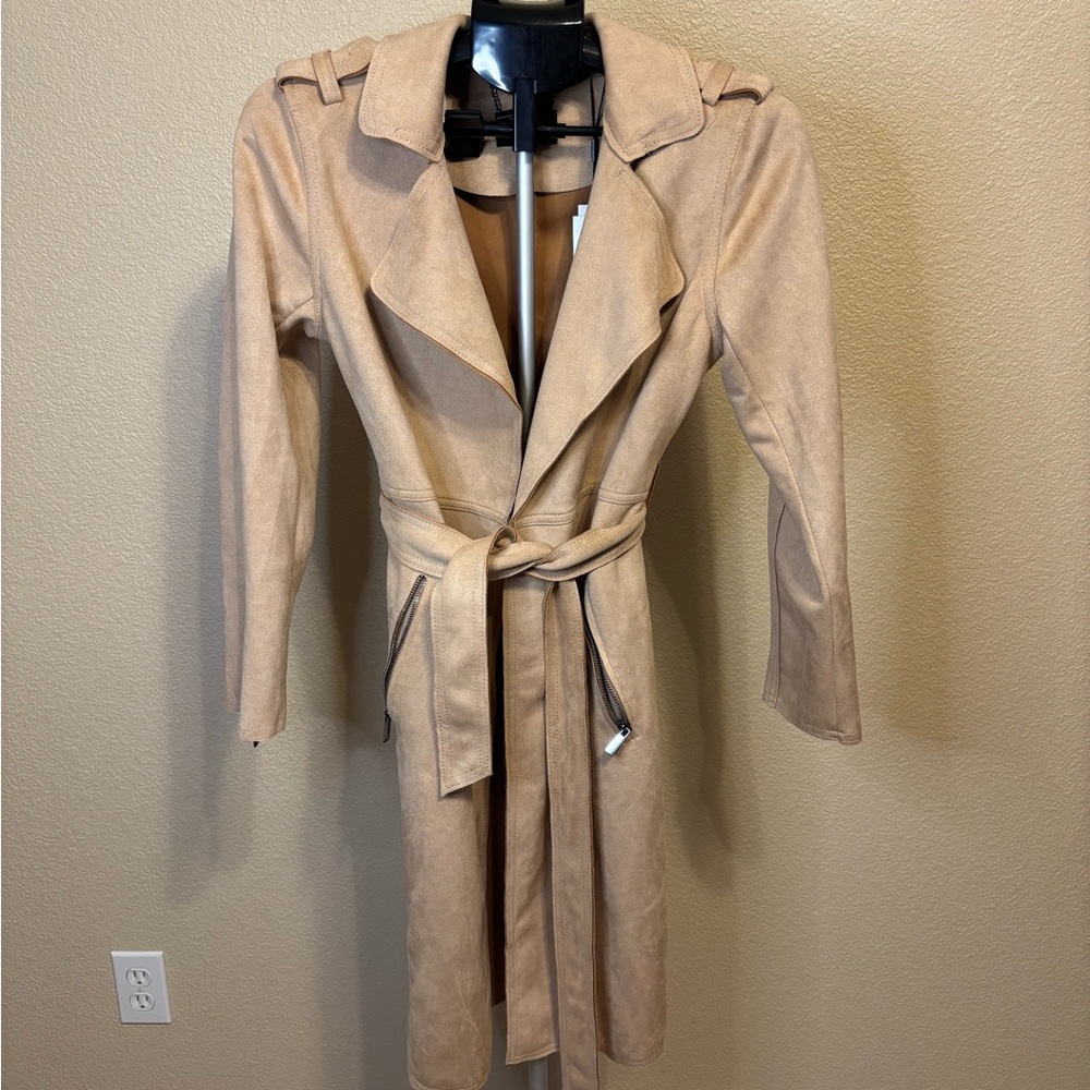 Tahari‎ Camel Belted Trench Coat NWT